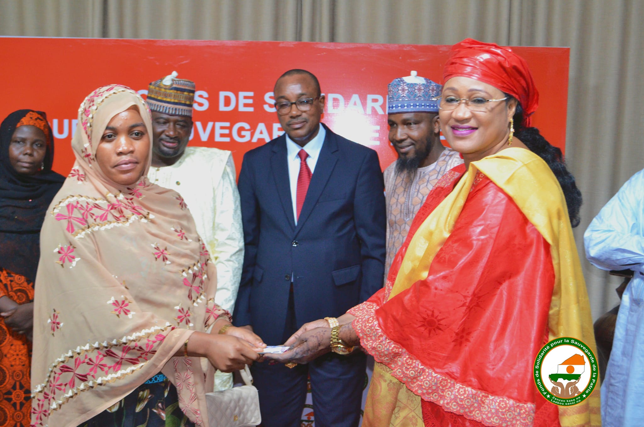 Mme Mohamed Djafarou Rabia une camerounaise d&rsquo;origine nigérien 100.000 FCFA,